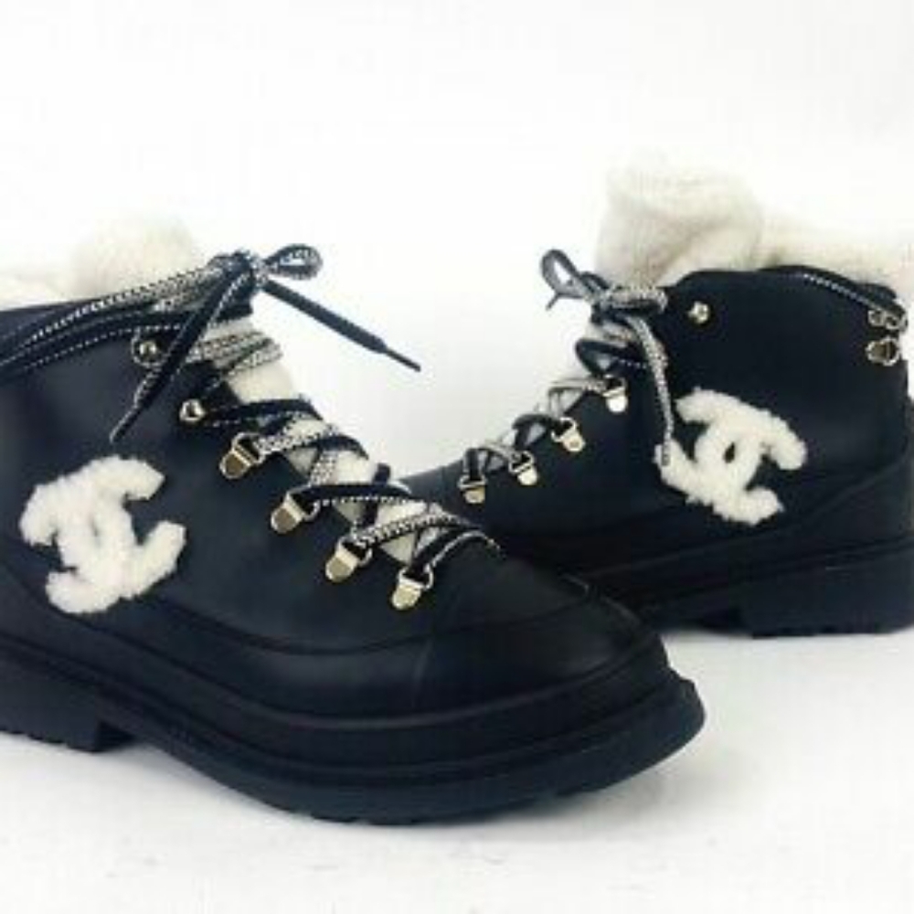 Chanel Black Calfskin Leather & Shearling CC Lace Up Ankle Boots Size 42